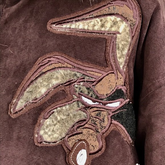 Lot 29 Luxe Wile E Coyote Faux Fur Bomber Jacket - Picture 8 of 8